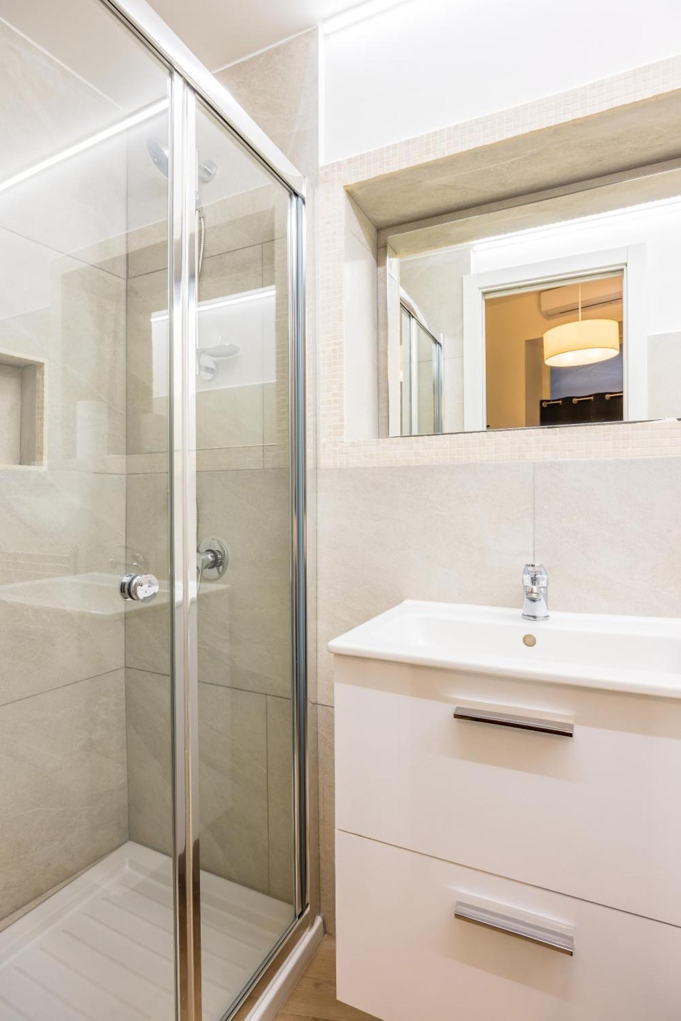 Lioy 25 By Napoliapartments Extérieur photo
